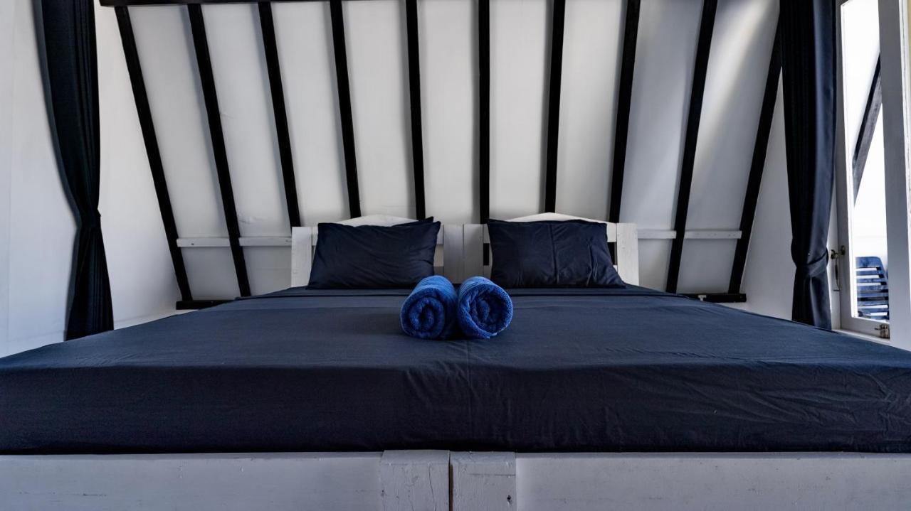 Sanctum Dive Bungalows With Private Pool Τζίλι Τραγουανγκάν Εξωτερικό φωτογραφία